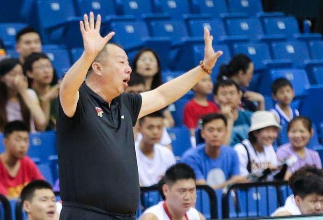 青岛市|季后赛12进8上演齐鲁德比?青岛男篮排名升到第8,山东有把握吗?