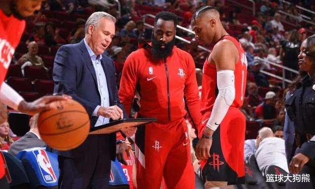 #火箭队#火箭队迎来艰苦赛程！先战湖人再战雄鹿，最后一场死磕总冠军