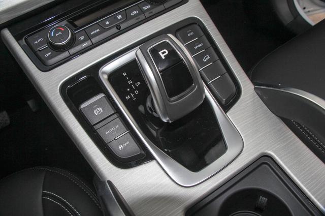 五菱|吉利的“顶梁柱”SUV,起步仅6万出头,7个月卖出近12万台