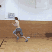 |\看到关灯了，就知道你不是来按脚的，\网友：300应该不够吧？