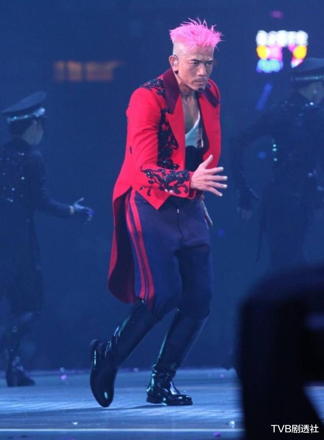 音乐会:期待!郭富城接棒歌神举办免费音乐会,为相关人员筹款度难关