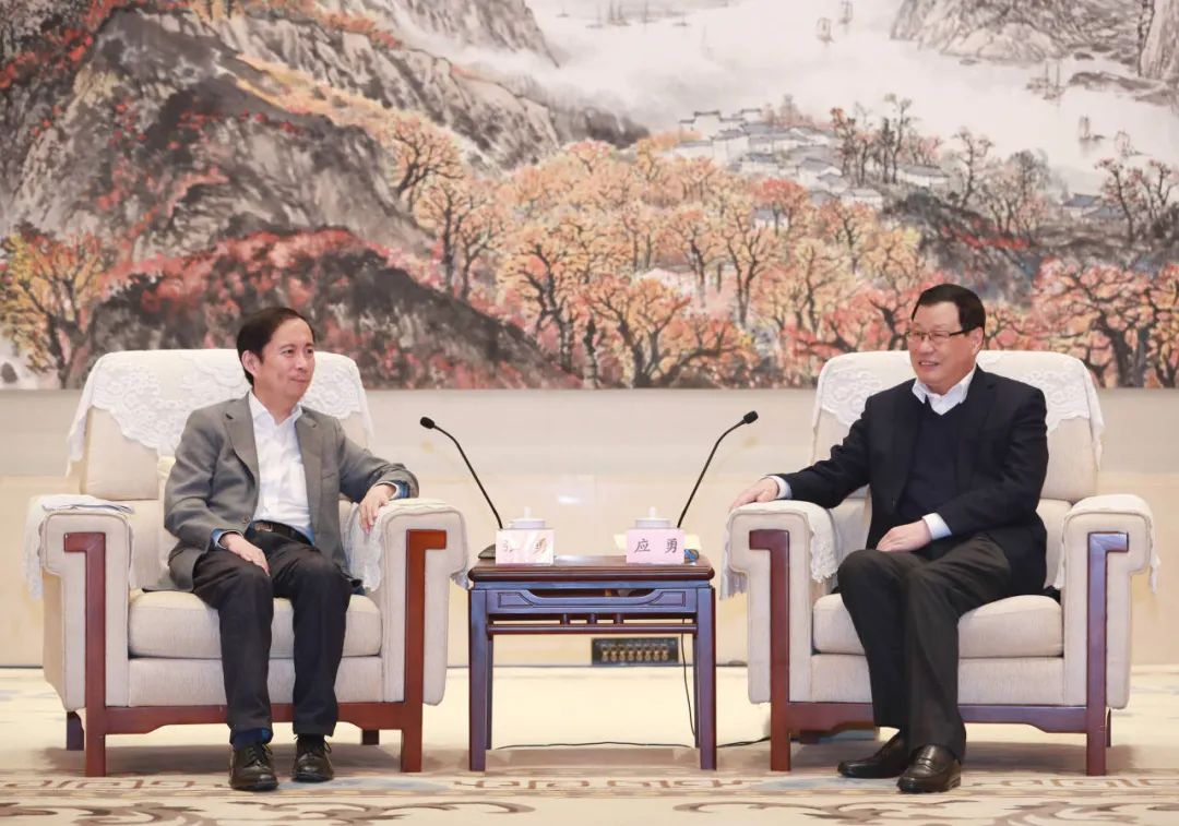 武汉|做实做强华中区域总部！应勇与阿里巴巴集团董事局主席兼CEO张勇座谈