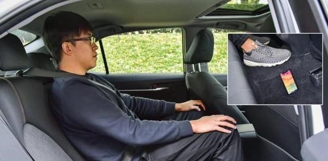 丰田凯美瑞|23万提了辆丰田凯美瑞，开了6个月后，车主：想说一句心里话！