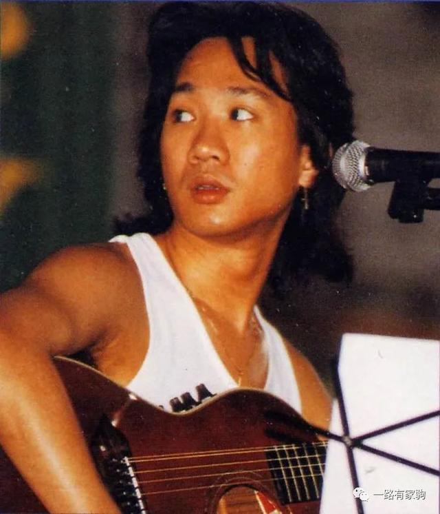 「演唱会」黄家驹的八大名场面，几乎每一个都与演唱会有关