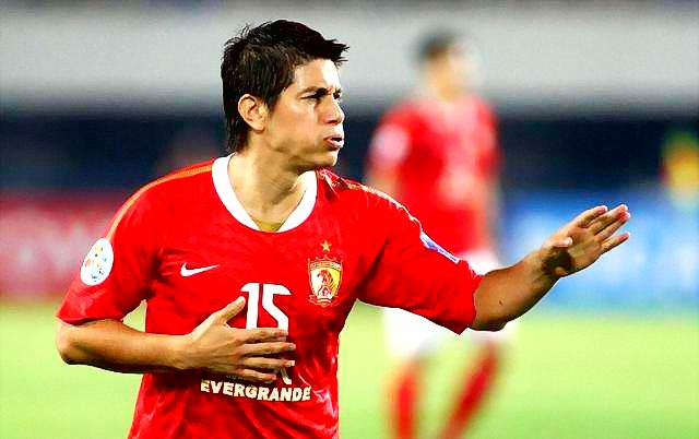 广州恒大|孔卡接班人？恒大小将再秀“金左脚”：对方门将呆立目送足球入网