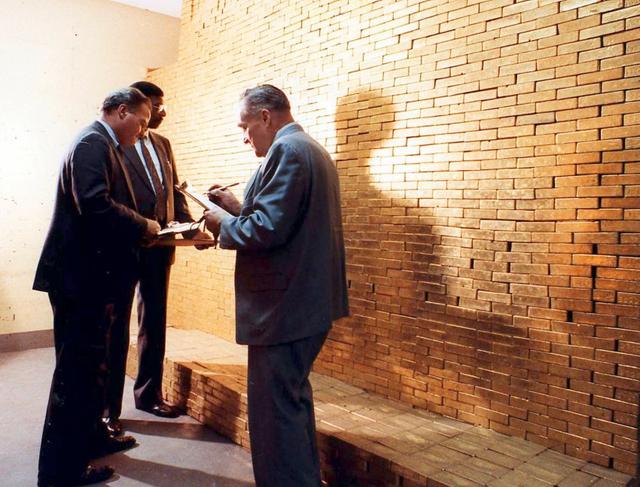 『汇添富』14国从美国运黄金后, 史上最大黄金转移事件或出现, 数千吨黄金或流入中国