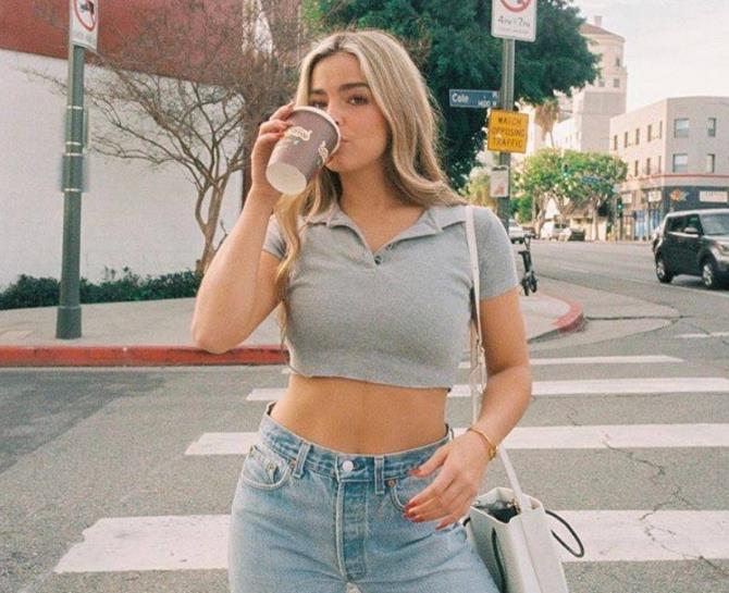 「库兹马」库兹马又“撩到”富婆美女！身材完美颜值爆表，21岁就身家过亿