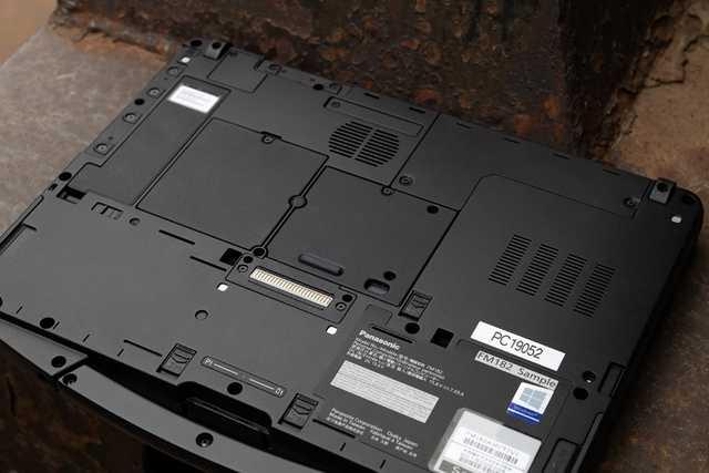 腾讯|聊聊为工程师定制的电脑：从此无惧恶劣环境