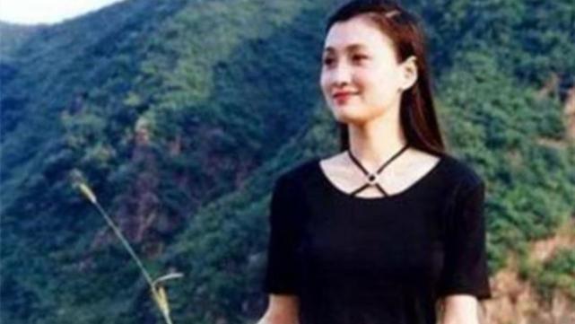 向往的生活|当年因太漂亮被人暗算，差点割掉鼻子的80年代第一美女，如今怎样