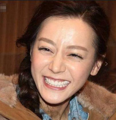 Angelababy|当女明星开怀大笑时：杨颖嘴变大，赵丽颖可爱，最后一位很治愈