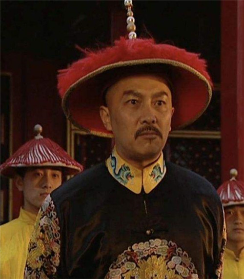 年羹尧|年羹尧被赐死后,雍正是如何对待他妻儿的?网友表示:不愧是雍正