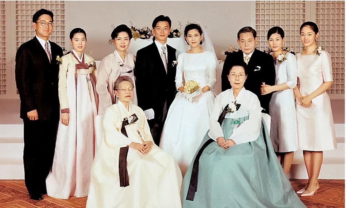 电视剧|最美“首富之女”，生活和拼单名媛有何区别？比电视剧更精彩