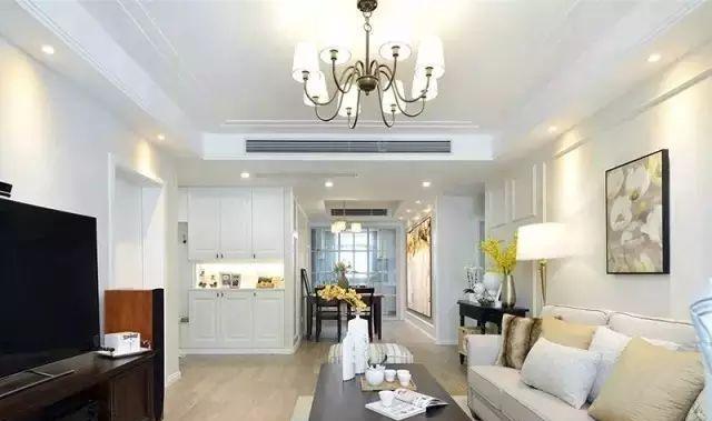 ▲美式风格的新房装修,亲朋进门就被玄关鞋柜吸引,太美了吧