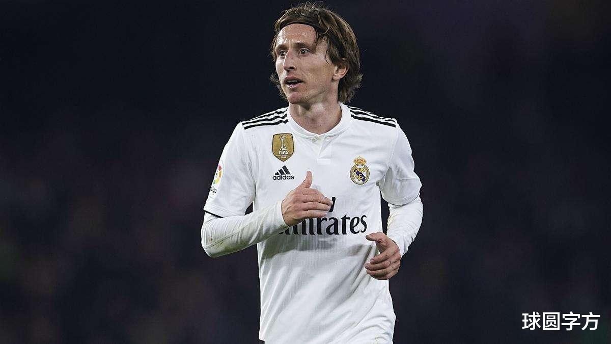 #皇家马德里#球员超市开张?曝皇马最多有9人离队,3大巨星将成香饽饽