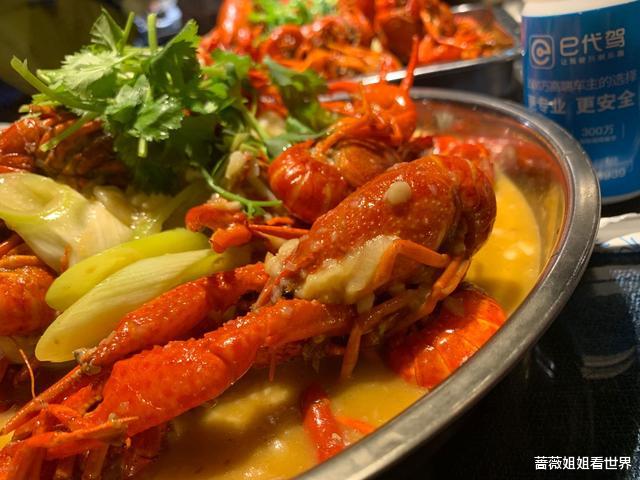 【杭州】来杭州25年，每次买房买车我和老公会去西湖兜一圈，这是一种仪式