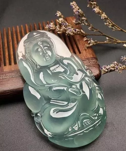 |顶级翡翠的雕工