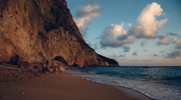 生肖|10月底，爱得惊天动地，乐此不疲，就算单打独斗，也要追回旧情人