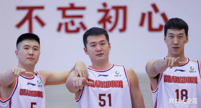 「宏远集团」王新凯本赛季进步明显的原因揭晓!球迷第一次发声,这回说了真话