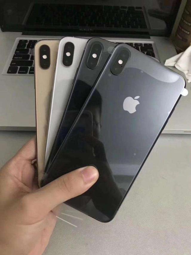 「iphone xs」苹果官网下架iPhone Xs，并推出了官翻版，售价3560元