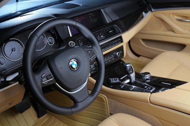 宝马5系|上海二手车市场堆积如山，宝马5系8万都无人问津，车贩子欲哭无泪