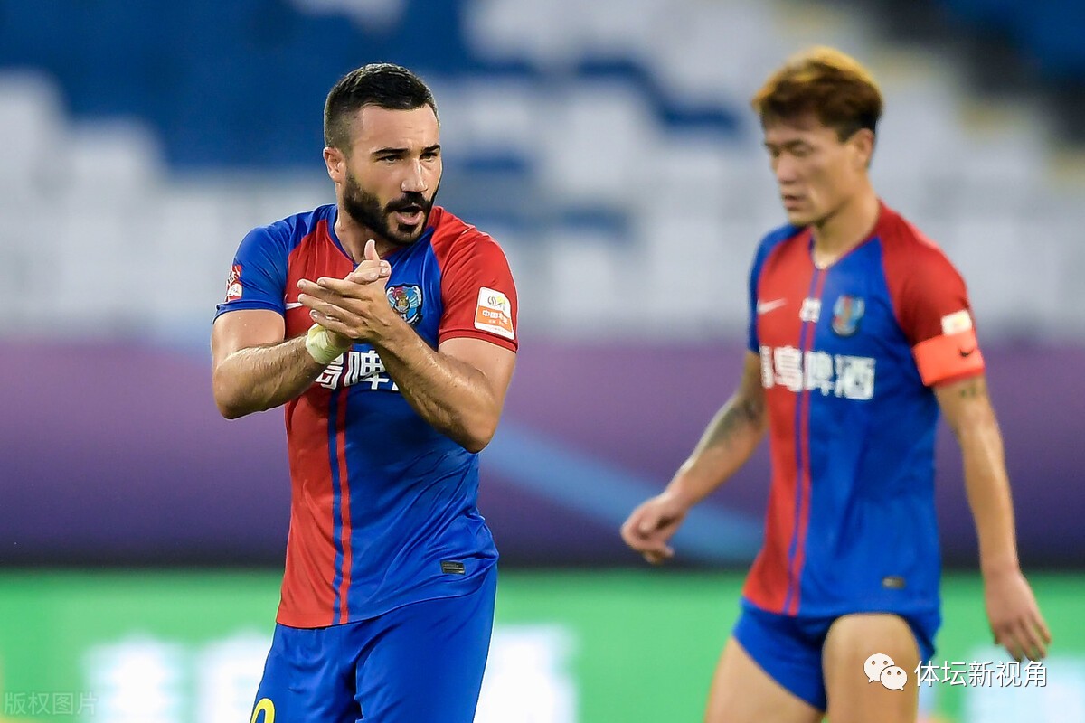 中超|中超今晚再现争议判罚，皮球整体出界后进球仍有效，国安疑似获利