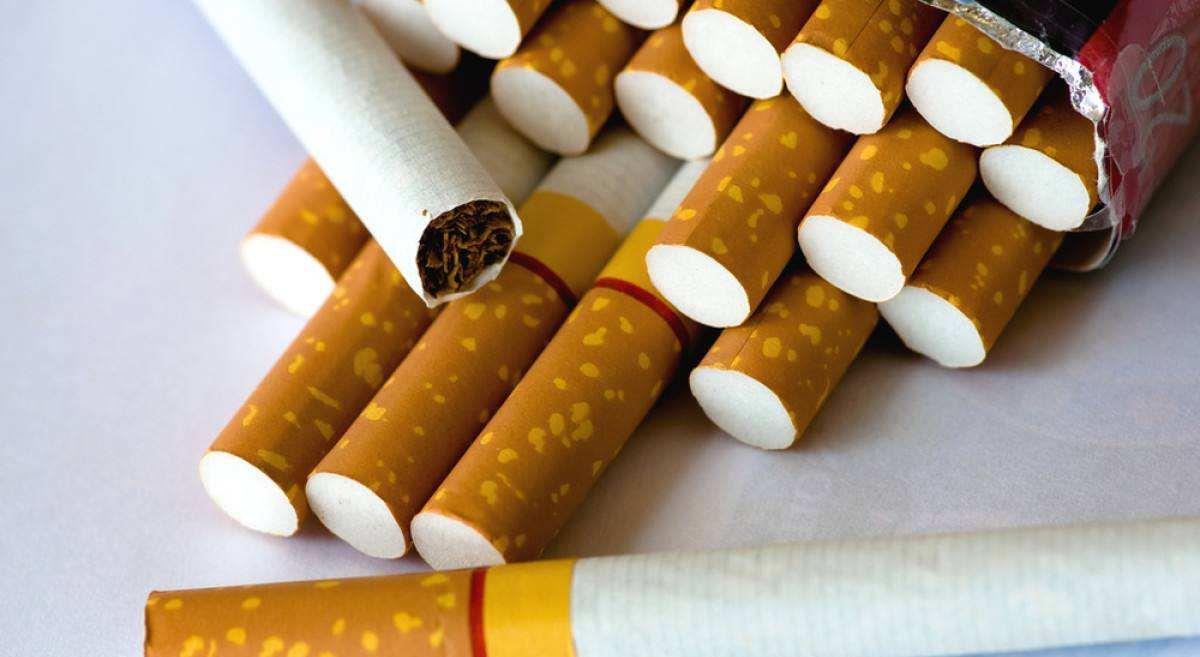 戒烟|烟厂职工爆料：烟瘾再大，也不要抽的2种烟，是平时危害的10倍