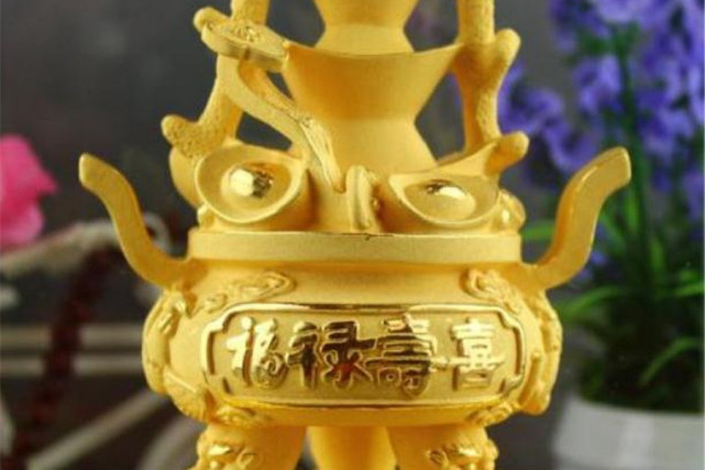 双子座|冬季几个月，此3生肖运势上上签，财气环绕喜鹊报喜，收获翻几番！