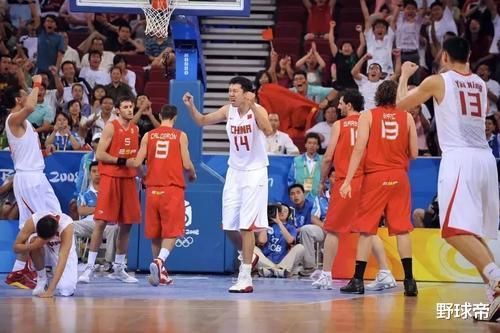 中国队■中国队08年奥运会对安哥拉，孙悦11分，朱芳雨10分，那姚明和阿联呢？