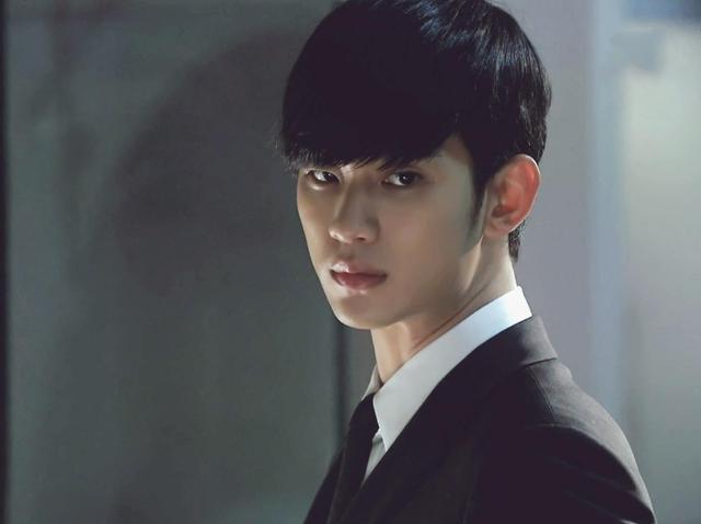 「金秀贤」他是韩剧的终结者，都教授让他爆红，成名后成为了国民男神