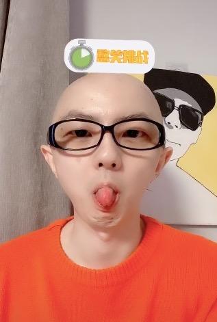 四大天王■42岁歌手妻子曝光！结婚数年保密工作堪称一绝，老婆似比他老5岁