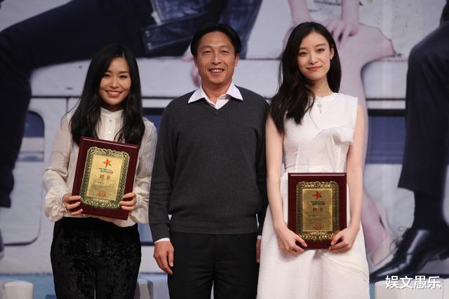 张艺谋：70岁张艺谋与女儿同框，隐藏了37年的大女儿，没想到会是她