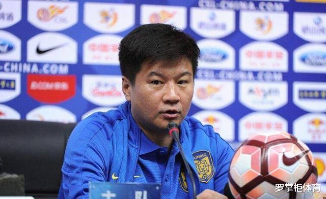 「山东鲁能」久违了!鲁能功勋现身热身赛,曾两次斩获金靴,未来去向仍是谜!