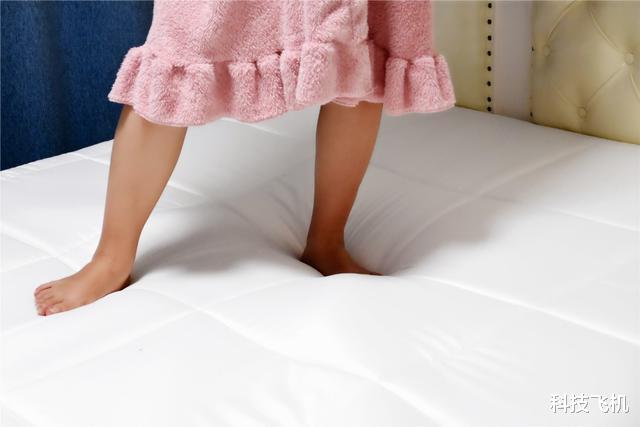 小米科技|提供16种定制方案，适合全人群需要，小米有品上线百变魔方床垫