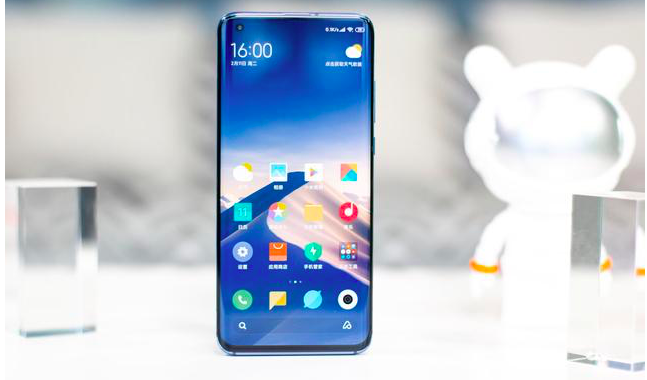 5g手机：5G手机虽多但是别乱选！这三款才是内行人的钟爱，用三五年不过时