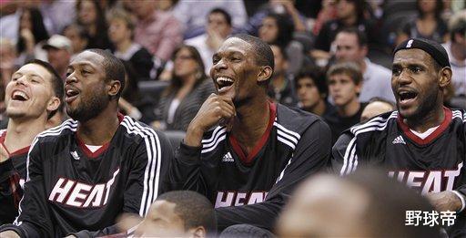 马刺队▲13年热火对马刺总决赛抢七,韦德23分,波什0分,而詹姆斯是这数据!