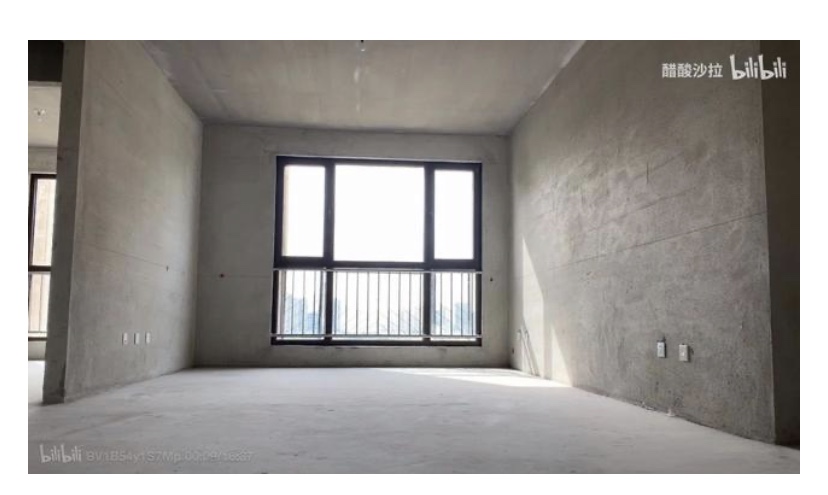 毛坯房|29岁女孩租下130平毛坯房，自己造家具搞装修，高级场面圈粉无数！