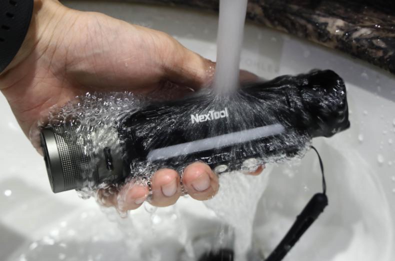 小米科技|小米有品真懂男人，众筹149元EDC远射玩具，神评：可看土星