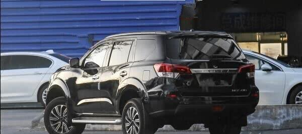 【丰田普拉多】号称不输普拉多，却一年才卖出1万辆，无奈跌到15万，仍没人理