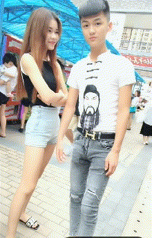 @“从水里捞起来的,请问一下这是什么啊?”哈哈哈...