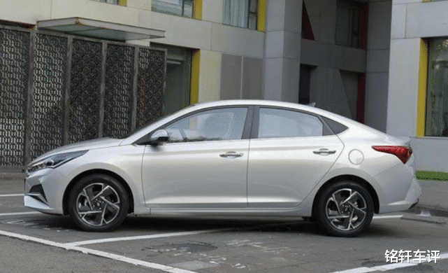 「合资车」卖5万多的“合资车”,不香?一降到底,油耗才5个,轴距达2米6