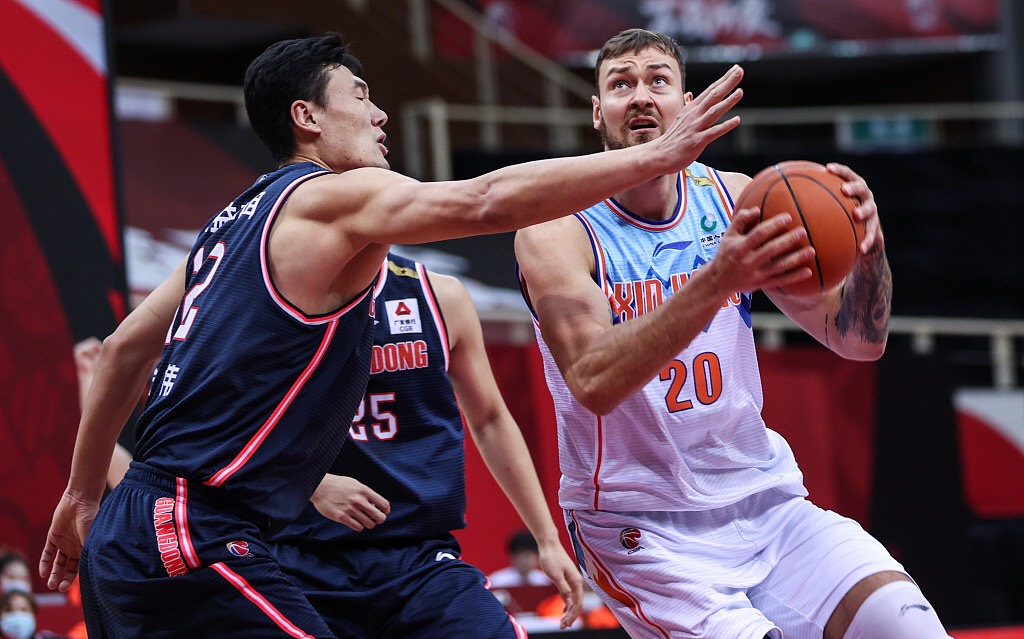 新疆男篮|央视直播两场，上海战福建一边倒？周琦复出新疆虐菜，CBA6场开战
