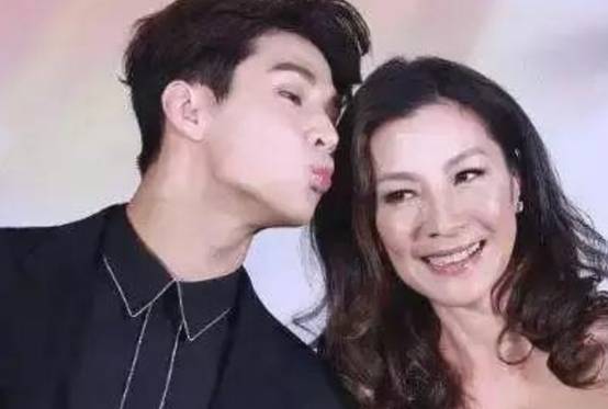 迪丽热巴|原来不仅仅是迪丽热巴, 女星们请离刘宪华远一些, 这4个事件足够了