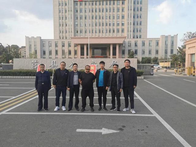 中国长安网|持械打死4人，化名藏匿在小渔村22年终被抓获！