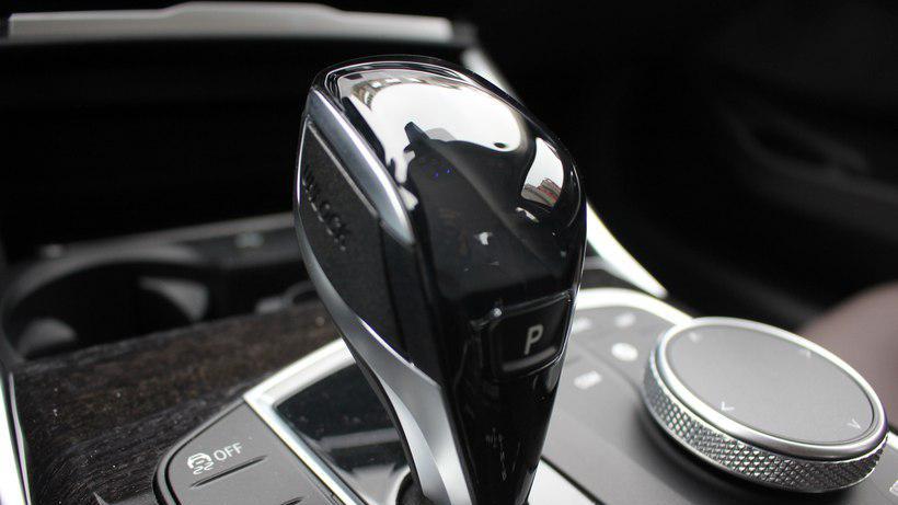 #宝马3系#落地28万下定决心提了辆宝马3系,用车8个月后,车主说了真心话