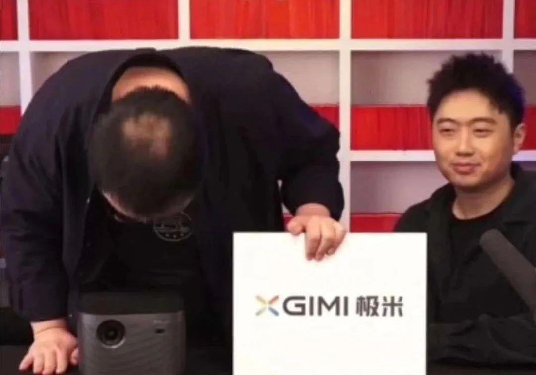 富士x|欠债6亿的罗永浩，两年还4亿：放下面子挣钱，是成年人最大的体面