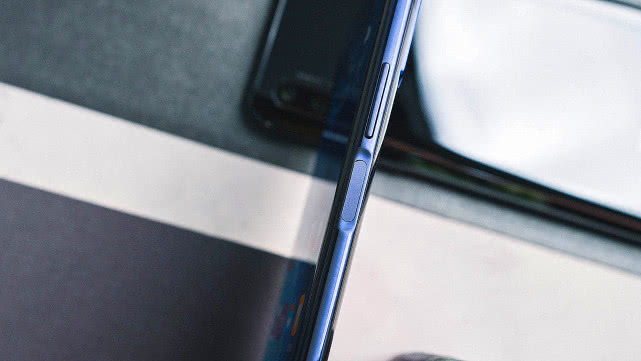 华为爆发，256G荣耀9XPro再跌新低价，能否打破无人问津的局面？