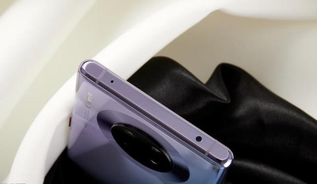 5G|华为终于扛不住了!mate30一夜降成新低价,麒麟990+8G+三摄