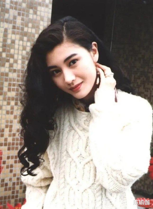 发型|颅顶低遇上发量少，怎么做才不显头秃？方法我给你总结好了