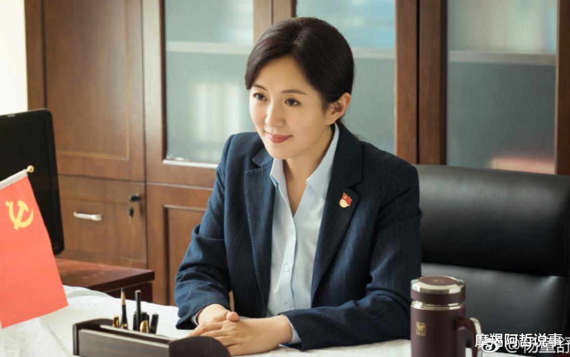 [杨童舒]她在拍戏途中意外怀孕，如今孩子都11岁了，亲生父亲至今却成谜