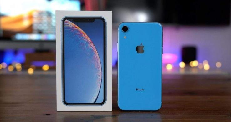 iphone xr|iPhoneXR降价3200元，面对即将问世的iPhone12，为何不值得买？